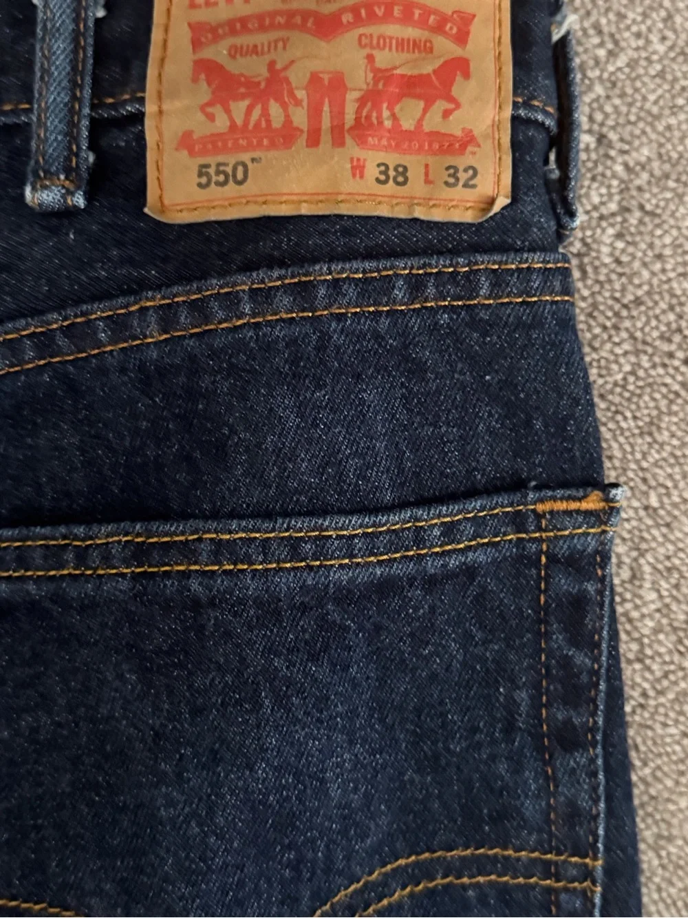 Levi's Men’s Dark Blue Levi’s 550 Jeans